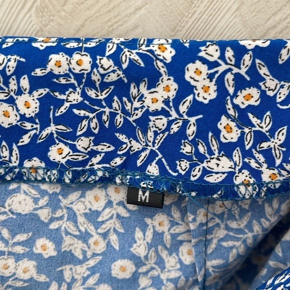 ❤️ 🆕 AMAZING Floral Skirt Size M - Picture 8 of 8